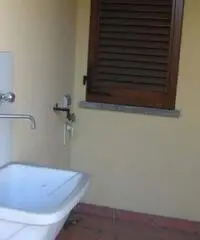 Casa indipendente a Prato Casa indipendente a Prato
