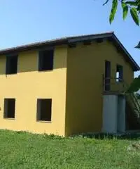 Casa indipendente a Barga Casa indipendente a Barga