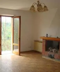 Vendita Villa a Barga Vendita Villa a Barga