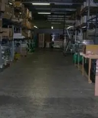 Affitto Capannone in Via Siligato