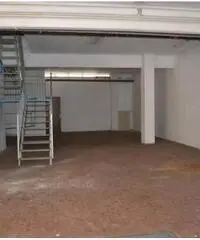 Affitto Magazzino in Via Bologna Affitto Magazzino in Via Bologna