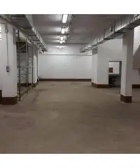 Affitto Magazzino in Viale John Fitzgerald Kennedy