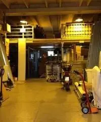 Affitto Magazzino in Via Monte Nero