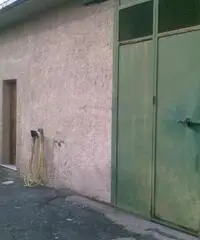 ARICCIA VALLERICCIA LOCALE ARTIGIANALE ED UFFICI PER COMPLESSIVI DI MQ 420 - POSSIBILE VENDITA FRAZI ARICCIA VALLERICCIA LOCALE ARTIGIANALE ED UFFICI PER COMPLESSIVI DI MQ 420 - POSSIBILE VENDITA FRAZI