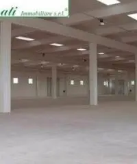 Bagni Di Tivoli: Affitto Magazzino da 1250mq Bagni Di Tivoli: Affitto Magazzino da 1250mq