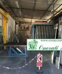 Bagni Di Tivoli: Vendita Capannone in Via del Barco