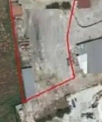 Macere: Vendita Capannone in Contrada Colle dei Fiori