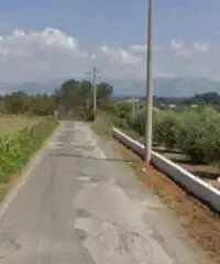 Macere: Vendita Capannone in Contrada Colle dei Fiori