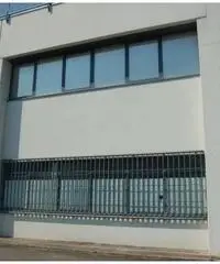 Monterotondo Scalo: Vendita Capannone in Ramarini 35