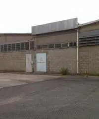 Pavona: Affitto Capannone da 1200mq Pavona: Affitto Capannone da 1200mq