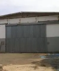 Pavona: Affitto Capannone da 800mq Pavona: Affitto Capannone da 800mq