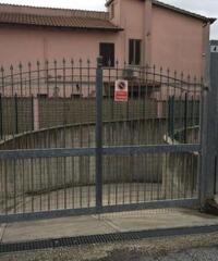Pavona: Affitto Magazzino in Via Frosinone