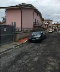 Pavona: Affitto Magazzino in Via Frosinone