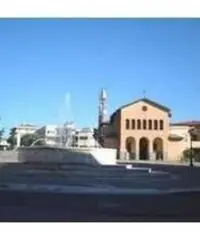 Quarantola: Vendita Capannone in Via Napoli, 170 Km 7,600