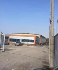 RifITI 003-SU20/623 - Capannone Industriale in Vendita a Ariccia di 1600 mq RifITI 003-SU20/623 - Capannone Industriale in Vendita a Ariccia di 1600 mq