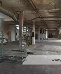 Roma- Zona Borghesiana- Capannone industriale Roma- Zona Borghesiana- Capannone industriale