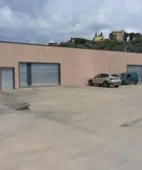 Santa Lucia: Vendita Capannone in via monte bianco 22 Santa Lucia: Vendita Capannone in via monte bianco 22