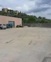 Santa Lucia: Vendita Capannone in via monte bianco 22 Santa Lucia: Vendita Capannone in via monte bianco 22