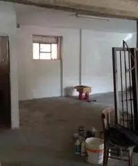 Santa Maria Delle Mole: Vendita Magazzino in Viale della Repubblica