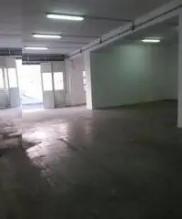 Tor Lupara: Affitto Laboratorio in Via Valle dei Corsi