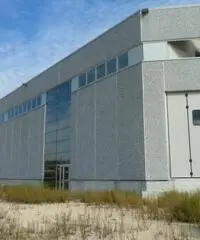 Vendita Capannone in Via Mola Saracena Vendita Capannone in Via Mola Saracena