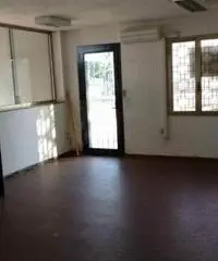 Peraga: Affitto Capannone da 800mq