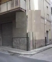 Vendita magazzino mq. 30 - Carini Vendita magazzino mq. 30 - Carini