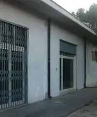 Affitto Magazzino da 150mq Affitto Magazzino da 150mq