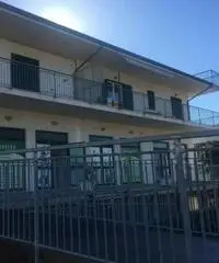 Caparrone: Affitto Magazzino da 170mq con posto auto