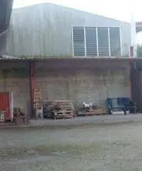 Vendita magazzino mq. 458 - Zona Nogaredo Vendita magazzino mq. 458 - Zona Nogaredo