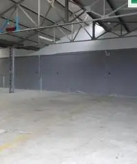 Centro città: Vendita Capannone in Contrada Caira