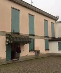 Capannone / Fondo in vendita a Reggio nell'Emilia, Masone Capannone / Fondo in vendita a Reggio nell'Emilia, Masone