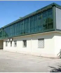 Vendita Capannone in via dell'artigianato Vendita Capannone in via dell'artigianato