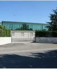 Vendita Capannone in via dell'artigianato Vendita Capannone in via dell'artigianato