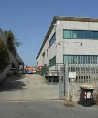 Vendita Capannone in via delle Industria 2 Vendita Capannone in via delle Industria 2