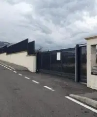 Vendita Capannone in Via di Colonna