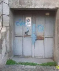 Vendita Magazzino in piazza domenico sabatini Vendita Magazzino in piazza domenico sabatini
