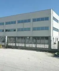 Vendita Capannone da 2240mq Vendita Capannone da 2240mq