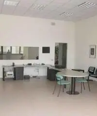Affitto Laboratorio in via Prà Bordoni Affitto Laboratorio in via Prà Bordoni