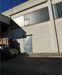 Vendita Laboratorio in via Tombesi, 9