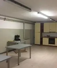 Vendita Capannone in Via Azzano S. Paolo