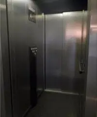 Vendita Magazzino in Via C. Colombo