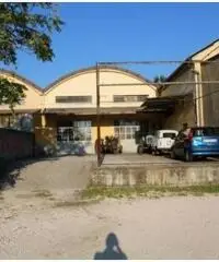 Affitto Capannone in Via Lithos Affitto Capannone in Via Lithos