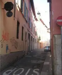BRESCIA Vicolo del 'Anguilla n. 9 ex magazzino condonato abitativo da ristrutturare cod. 3.709 30-11 BRESCIA Vicolo del 'Anguilla n. 9 ex magazzino condonato abitativo da ristrutturare cod. 3.709 30-11