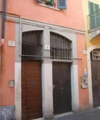 BRESCIA Vicolo del 'Anguilla n. 9 ex magazzino condonato abitativo da ristrutturare cod. 3.709 30-11 BRESCIA Vicolo del 'Anguilla n. 9 ex magazzino condonato abitativo da ristrutturare cod. 3.709 30-11