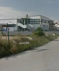 Capannone 180 mq zona artigianale termoli 850 euro Capannone 180 mq zona artigianale termoli 850 euro