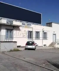 Capannone / Fondo in affitto a Catanzaro, Lido Fortuna Capannone / Fondo in affitto a Catanzaro, Lido Fortuna