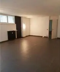 Affitto Laboratorio in via Zezio