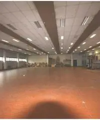 Vendita Magazzino in Via Nazionale Vendita Magazzino in Via Nazionale