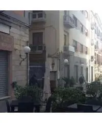 Centro città: Affitto Magazzino in Via Calabria